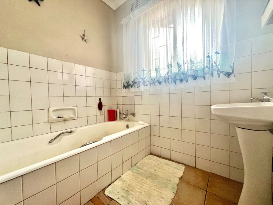 3 Bedroom Property for Sale in Potchefstroom North West